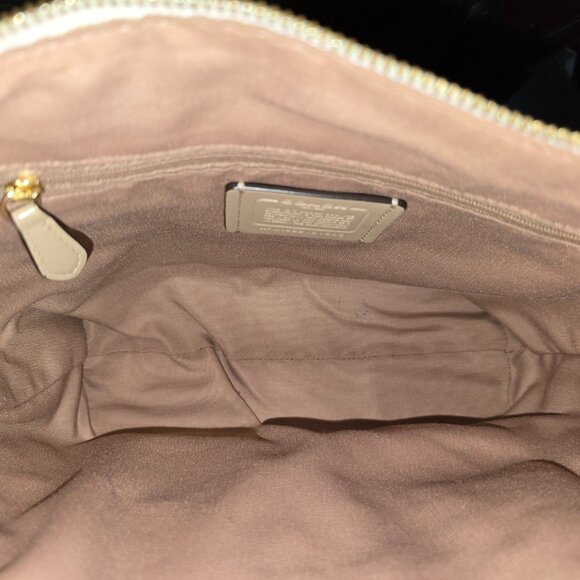 Coach Prairie Satchel in Chalk Rose Bouquet - Picture 10 of 15